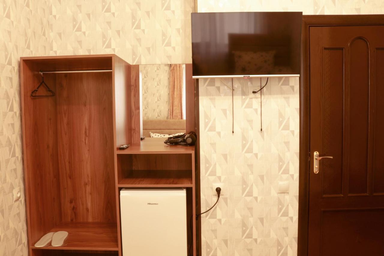 Styopa Hotel Jerevan Exteriör bild