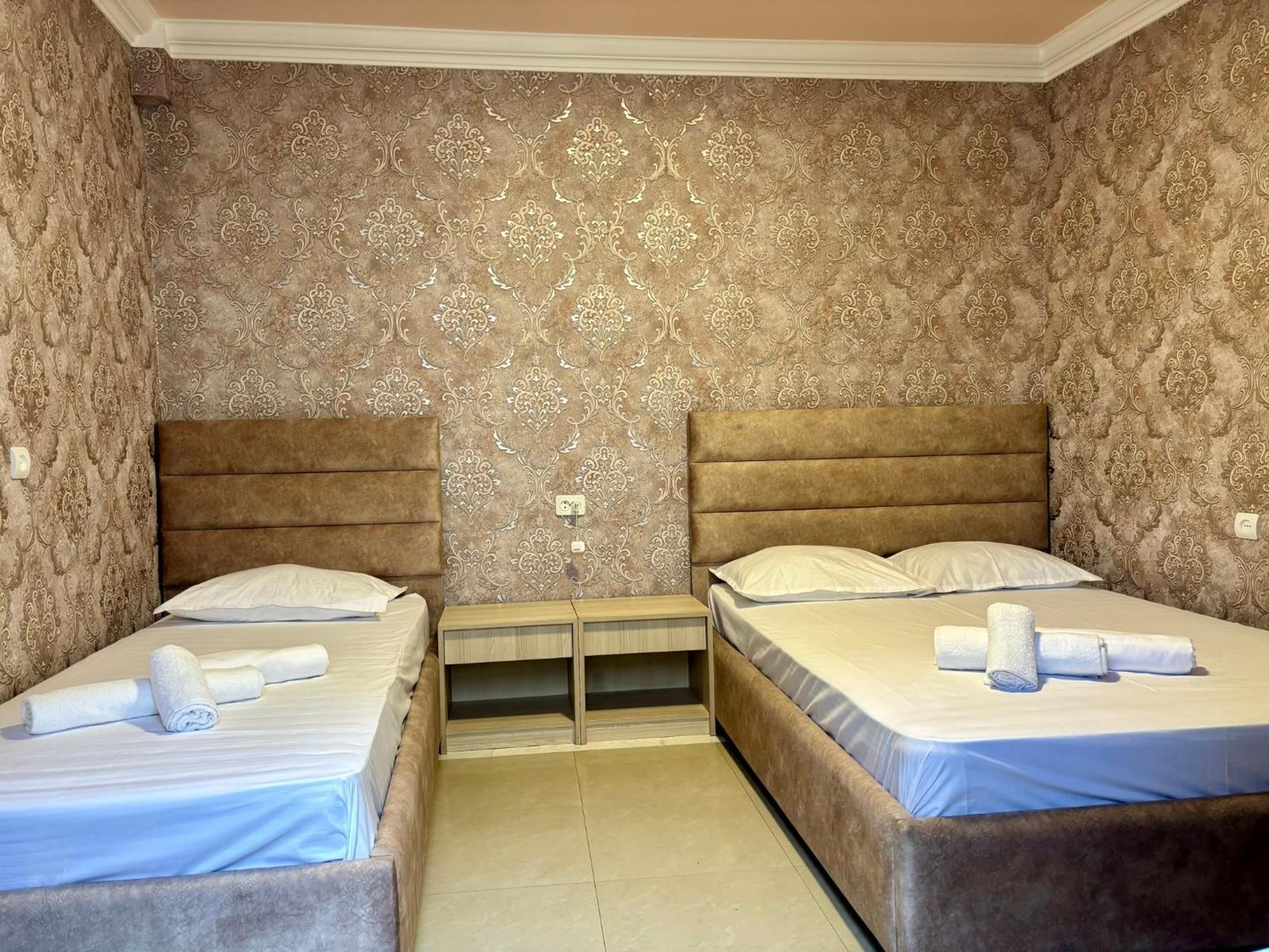 Styopa Hotel Jerevan Exteriör bild