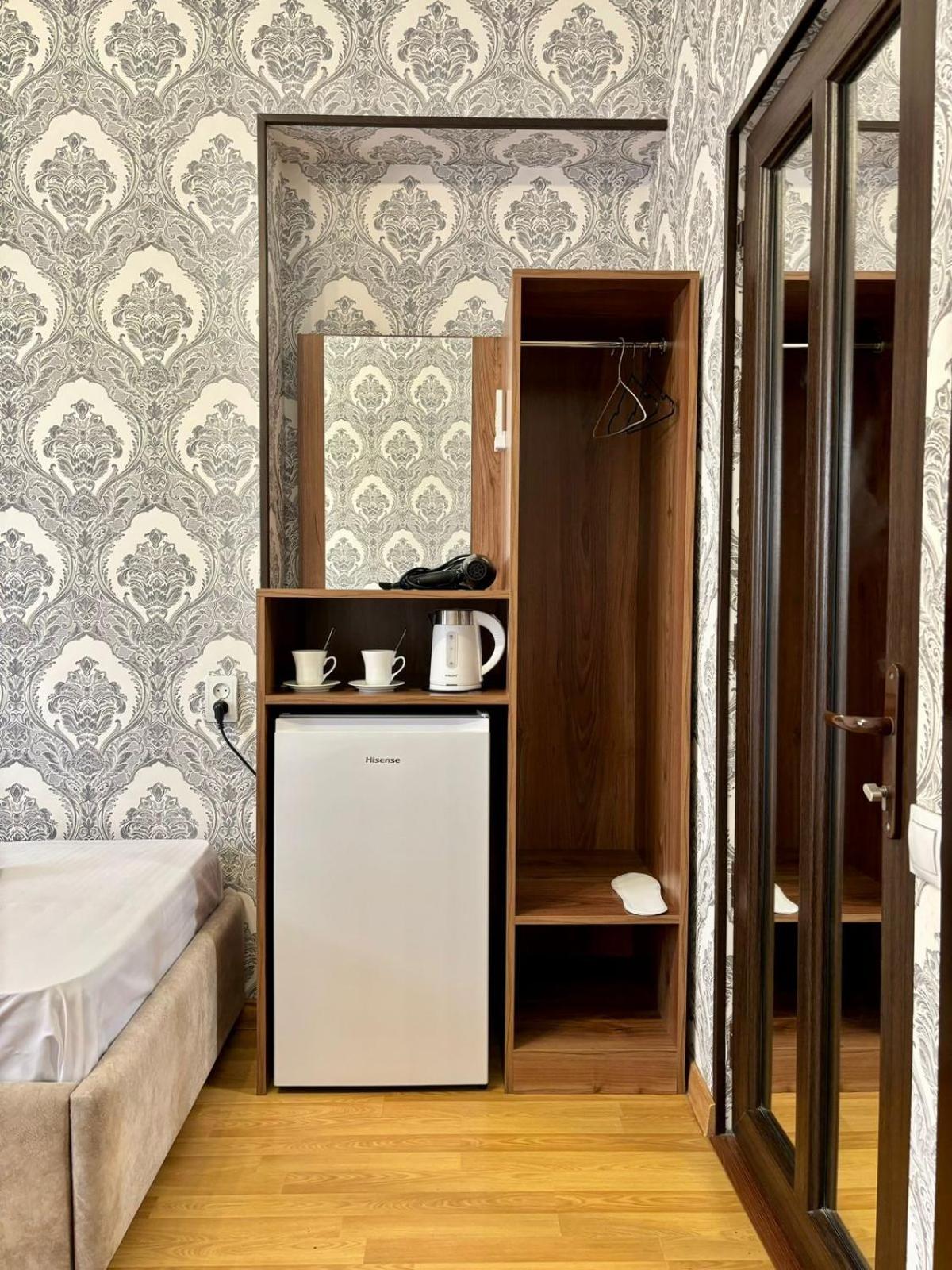 Styopa Hotel Jerevan Exteriör bild